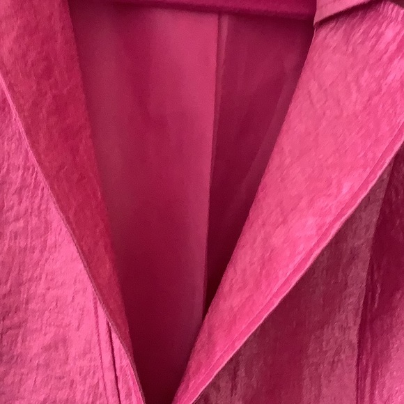 NWOT machine washable pink shimmery blazer - Picture 5 of 6